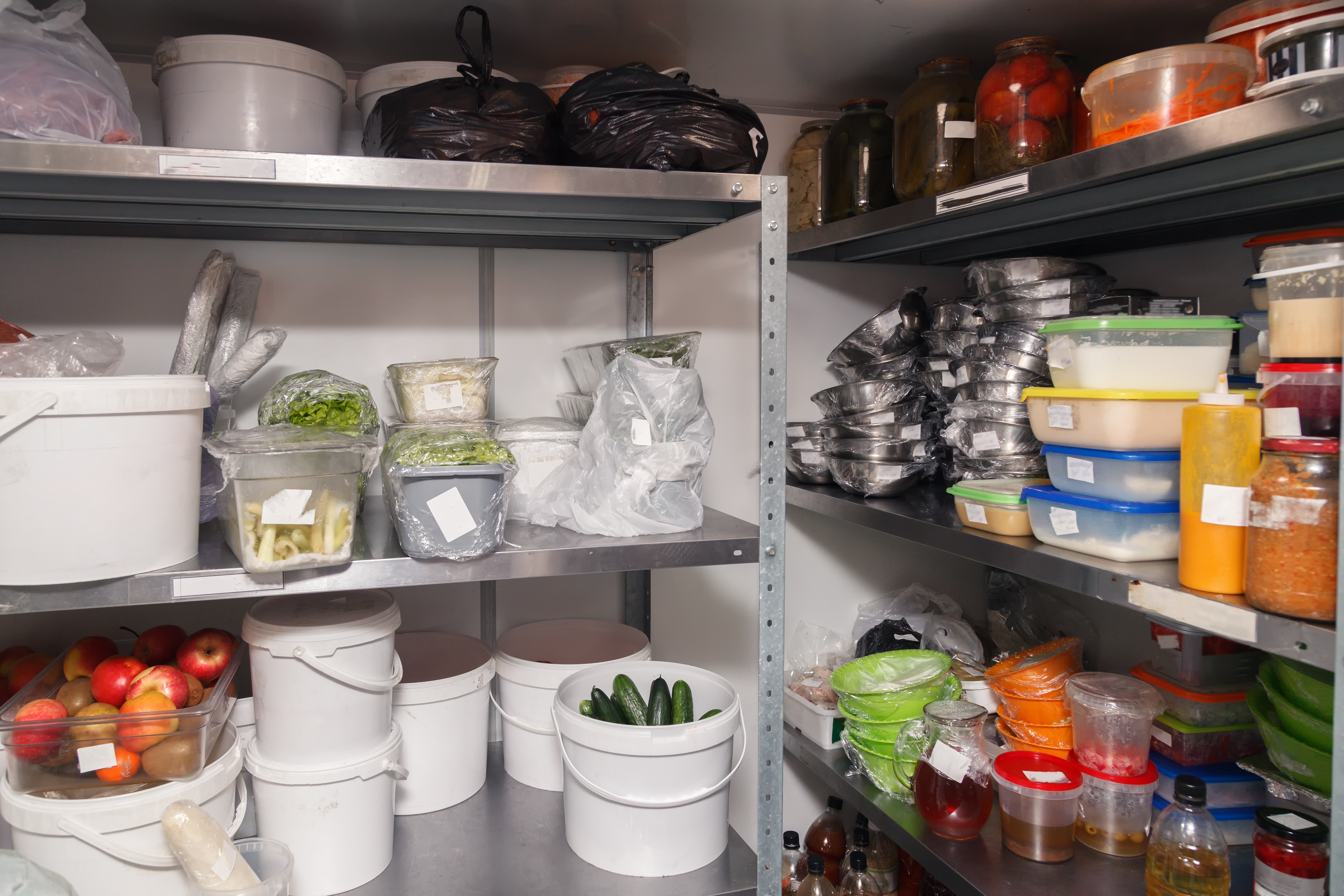 Cómo debe ser el almacenamiento de alimentos en tu restaurante